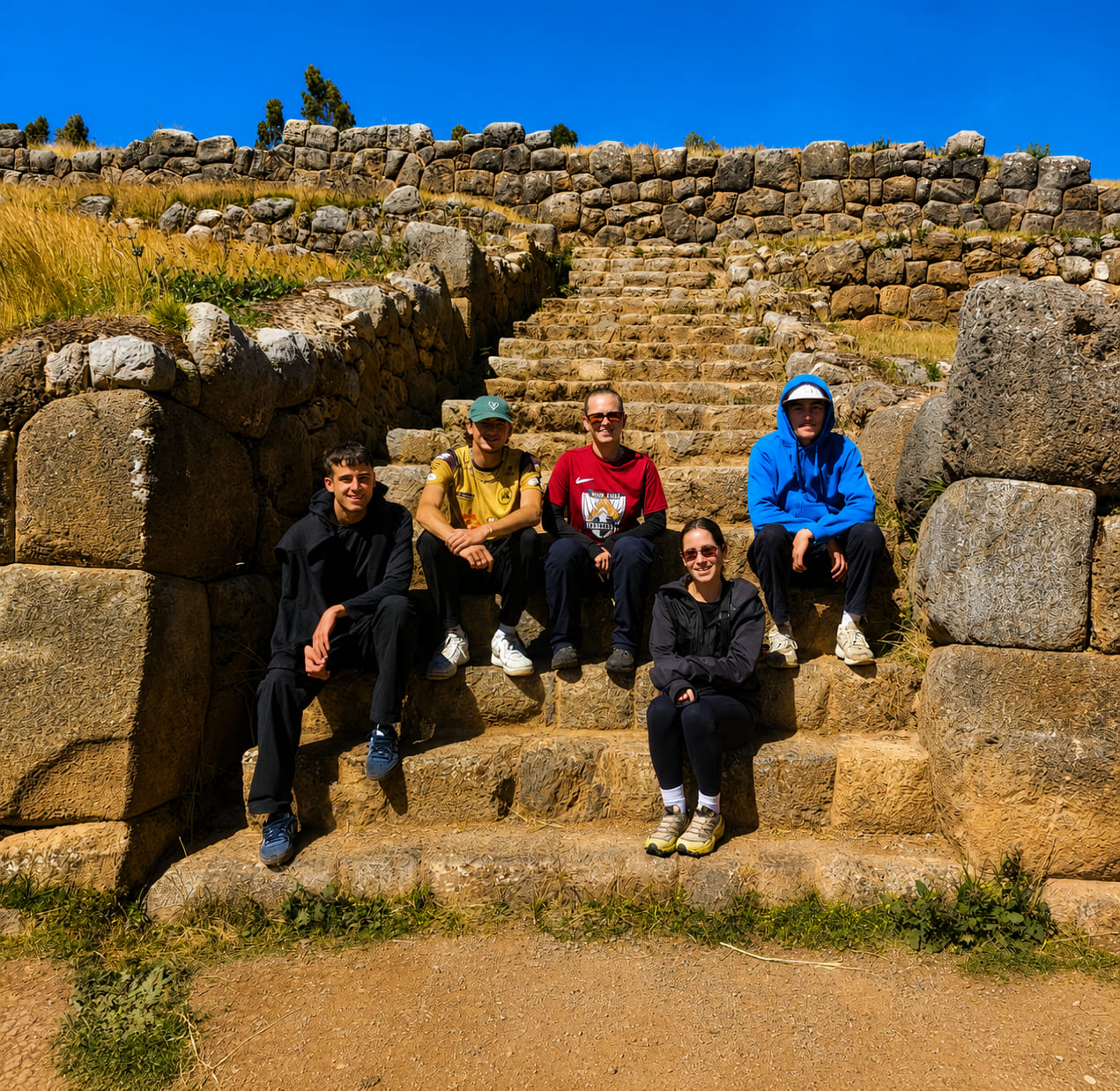 Sacred Valley Tour with Machu Picchu Connection
